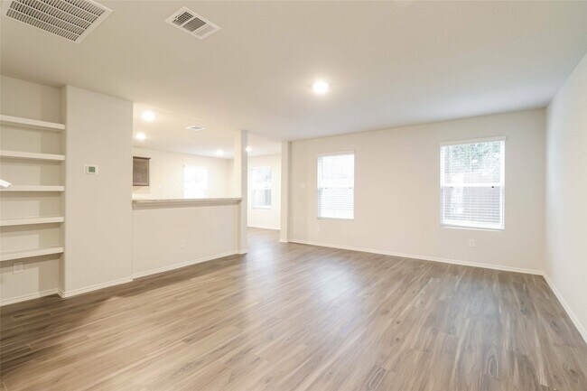 Foto del edificio - 2549 Coho Dr