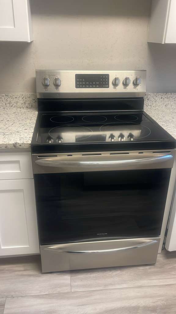 Foto del edificio - 136 Hudson Bridge Terrace