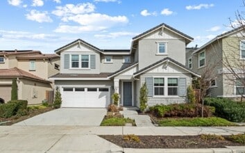 Building Photo - 285 Bear Creek Dr
