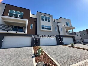 Building Photo - 8068 Quiet Knolls Dr