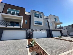 Building Photo - 8108 Quiet Knolls Dr