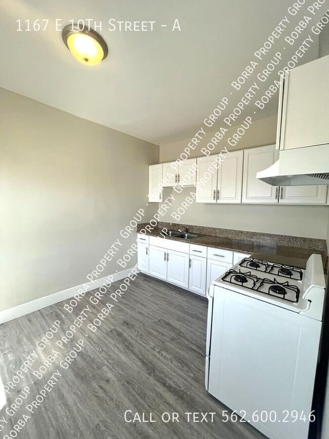 Foto del edificio - 1167 E 10th St