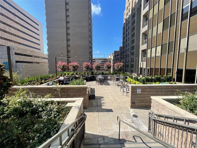 Foto del edificio - 1200 Main St