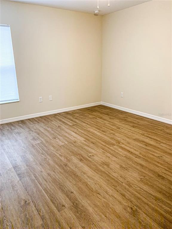 Foto del edificio - 7383 Midway Terrace