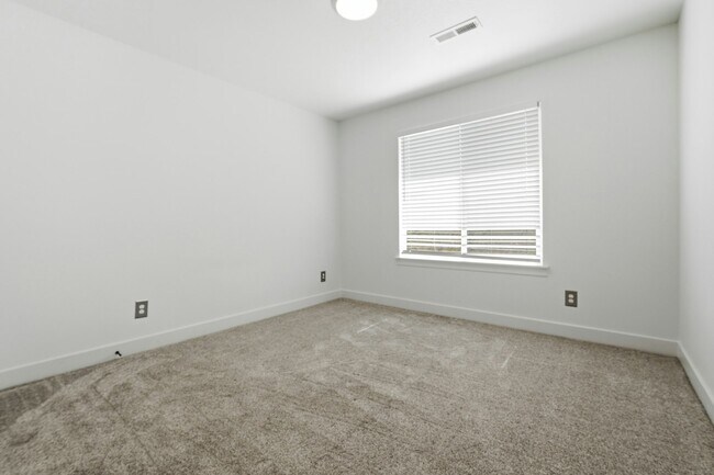 Building Photo - 4571 W Watchmen Wy