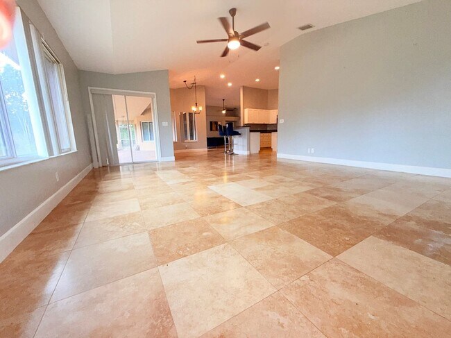 Foto del edificio - 7534 Coconut Blvd