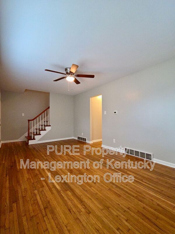 Foto del edificio - 2216 Winterberry Dr