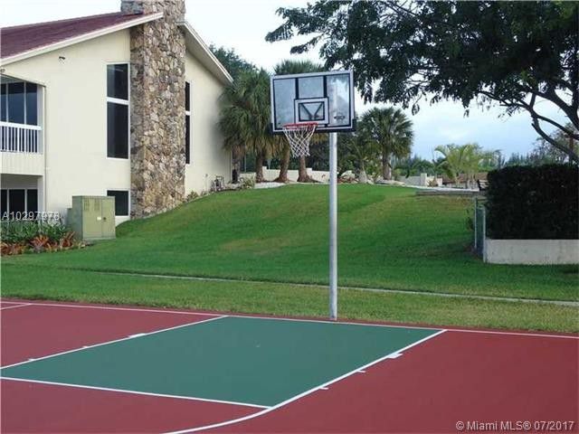 Basketball court - 7705 Camino Real