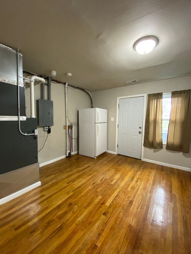 Foto del edificio - 2 Bedroom 1 Bath Home
