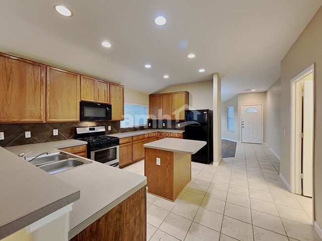 Building Photo - 16623 Grenada Falls Dr