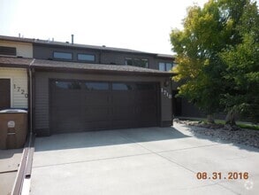 Building Photo - 1718 Palmer Dr