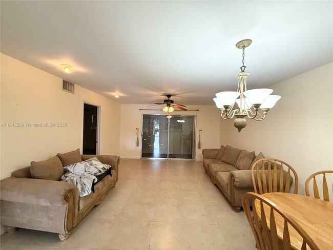 Building Photo - 650 SW 124th Terrace