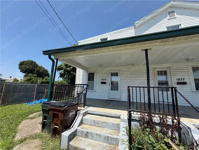 Foto del edificio - 1835 Hillsdale Ave