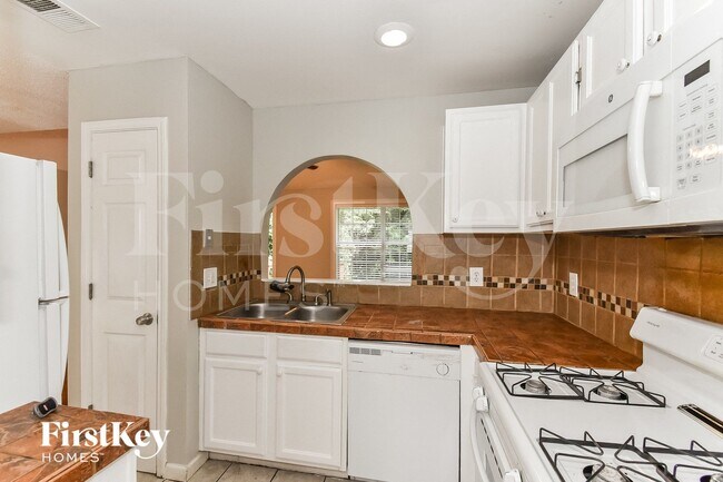 Building Photo - 4017 Rhinehart Ct