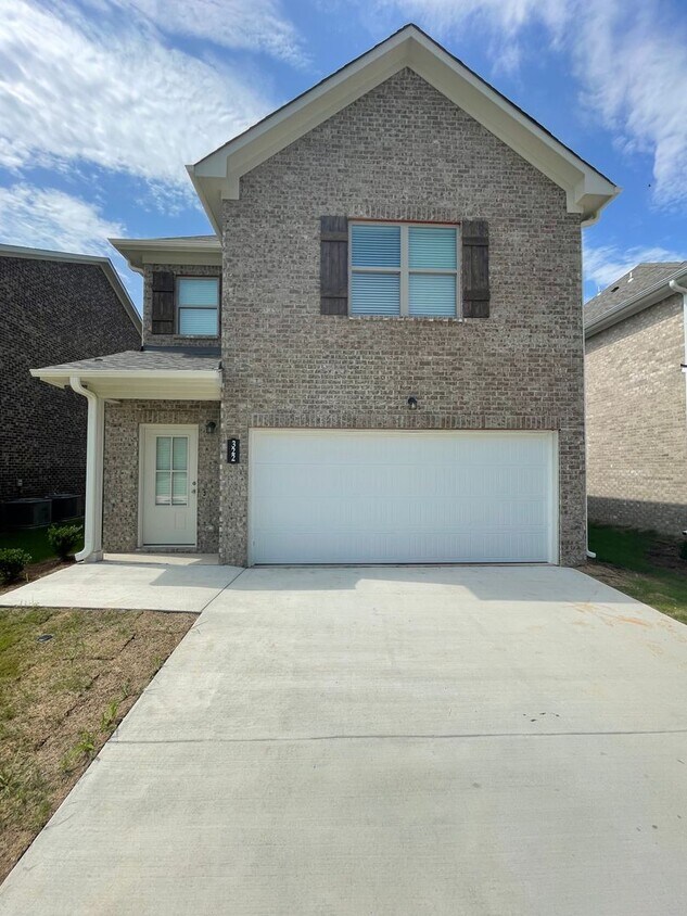 Primary Photo - New Construction Home for Rent in Calera, ...
