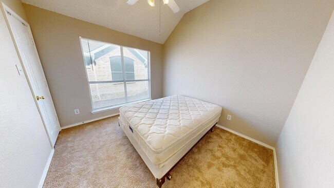 Foto del edificio - 7812 Silver Sage Dr