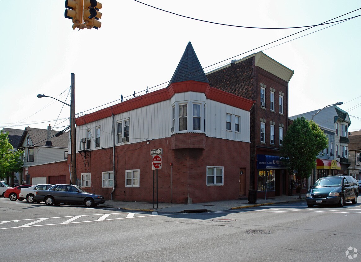 Primary Photo - 515 Frank E Rodgers Blvd