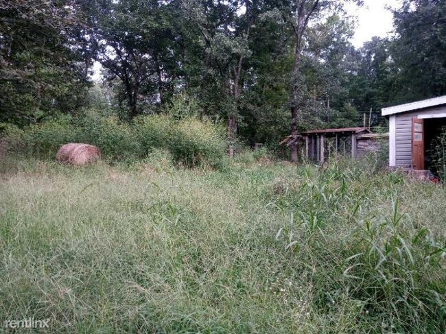 Foto del edificio - 2 br, 1 bath House - 1000 Brown Mountain Rd.