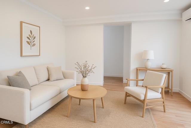 Building Photo - 2325 Langdale Ave