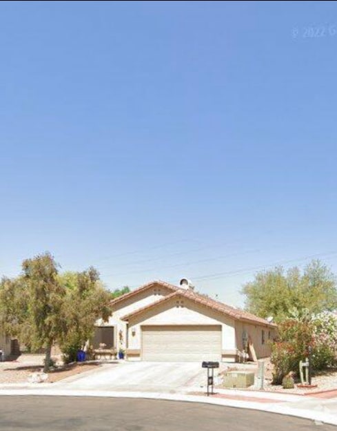 Building Photo - 10779 N River Point Ct
