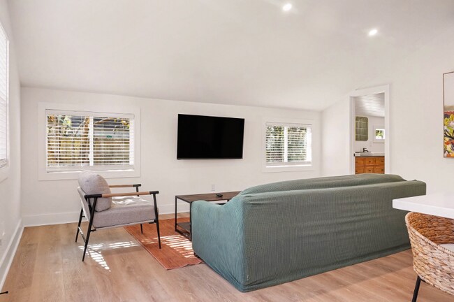 Foto del edificio - 625 Semaht St