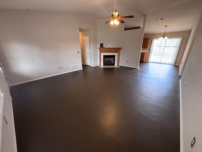 Photo - Charming Single Family Home in West Fayetteville!