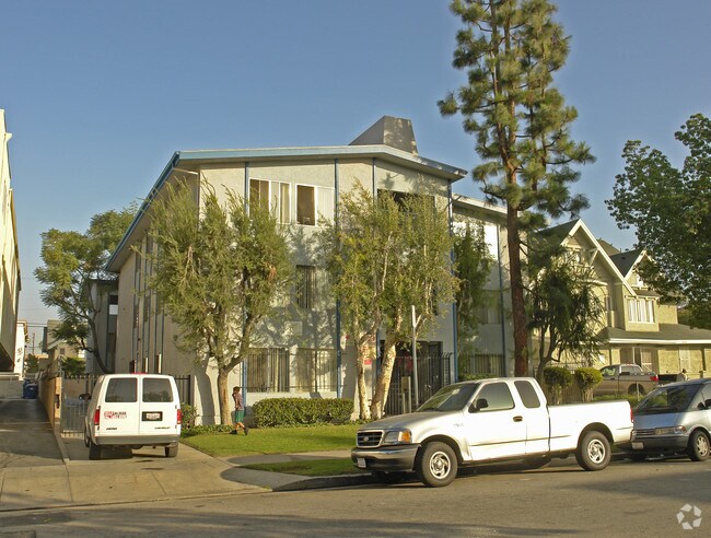 1414 S St Andrews Pl Los Angeles Ca 90019 Apartments Primary Photo 1414 S St Andrews Pl