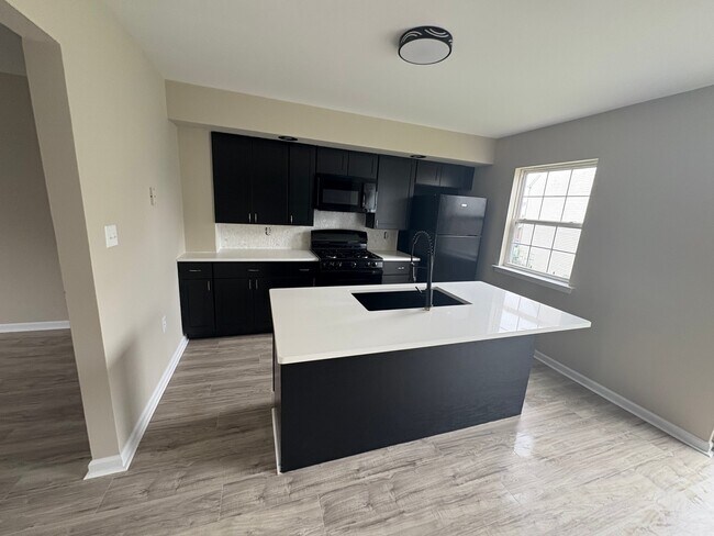 Building Photo - 209 Wild Cherry Ln