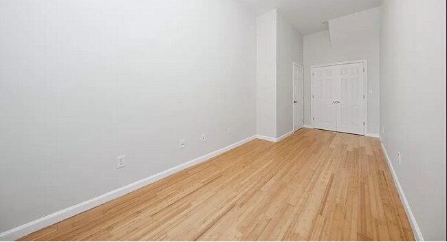 Foto del edificio - 75 W 126th St