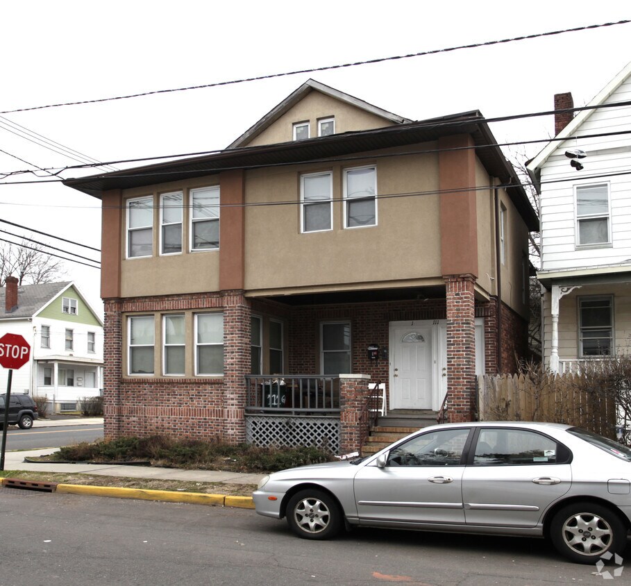 Building Photo - 111 Guilden St