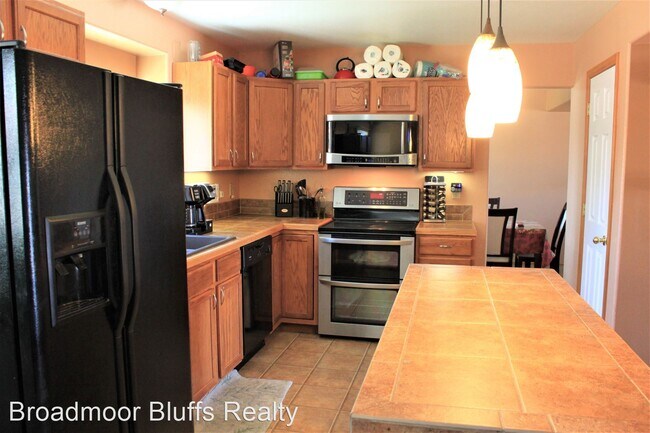 Foto del edificio - 4 br, 3.5 bath House - 6663 Camino Del Rey