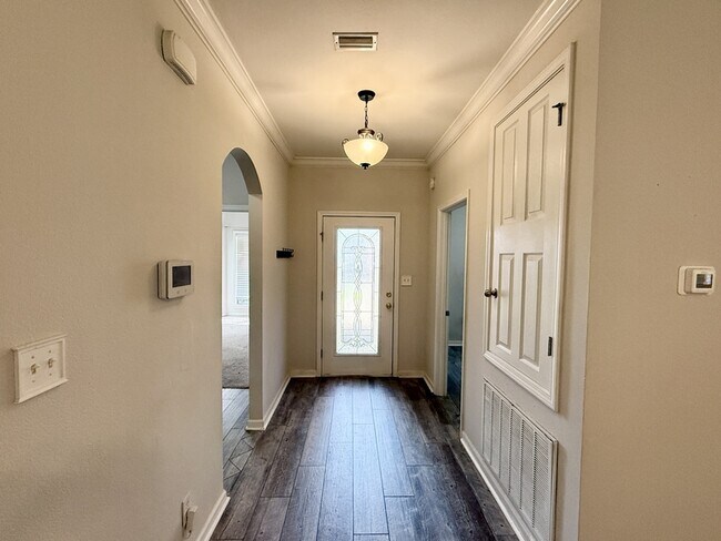 Foto del edificio - 3821 Branford Ct