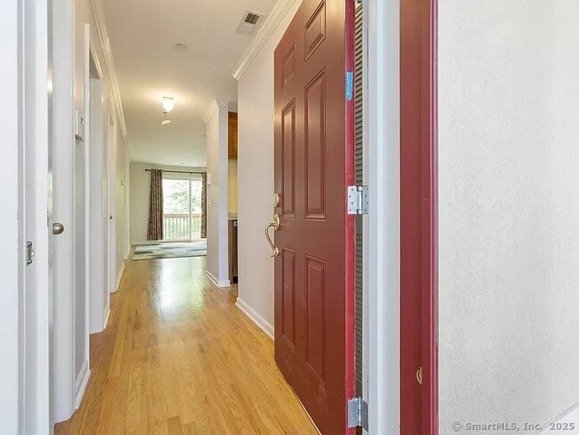 Building Photo - 51 Forest Ave