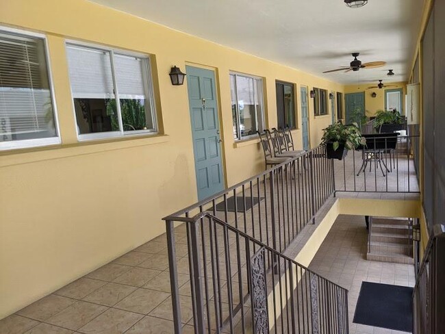 Foto del edificio - 615 S Palm Ave