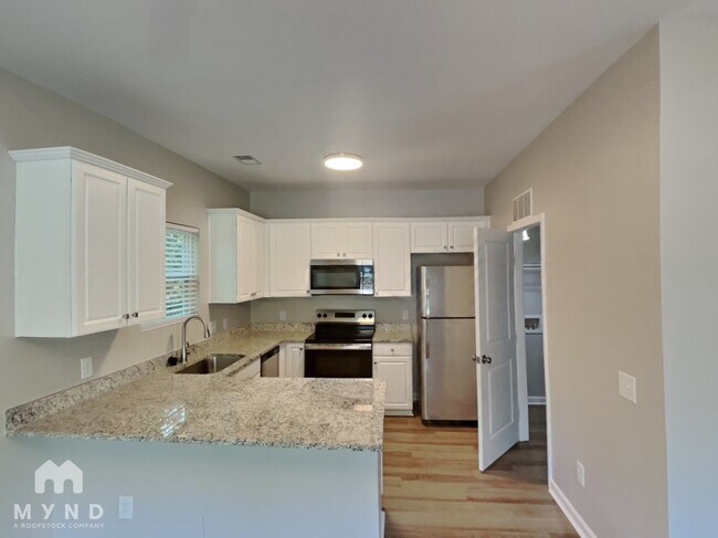 Foto del edificio - 1012 7th St