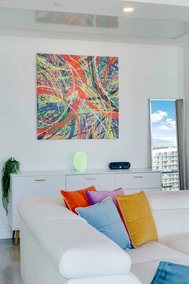 Foto del edificio - 151 SE 1st St