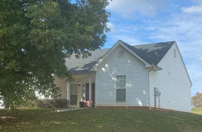 Primary Photo - 181 Rivermist Ct