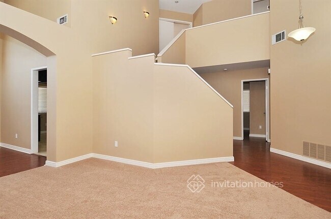 Building Photo - 15135 Mimosa Dr