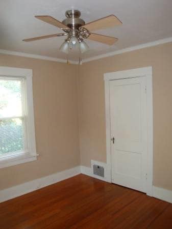 Bedroom - 1207 E 9th St