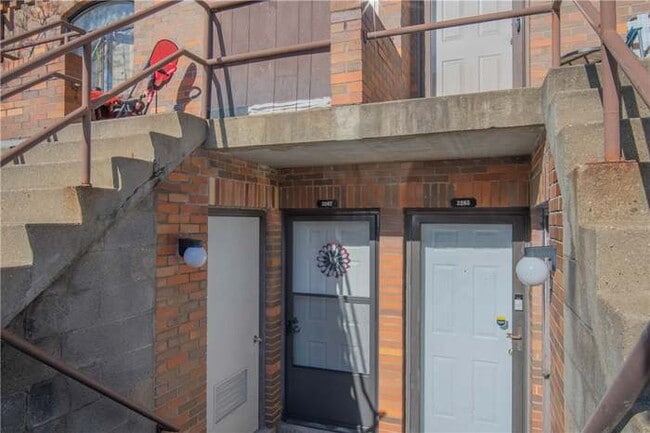 Building Photo - 3267 Niagara Sq