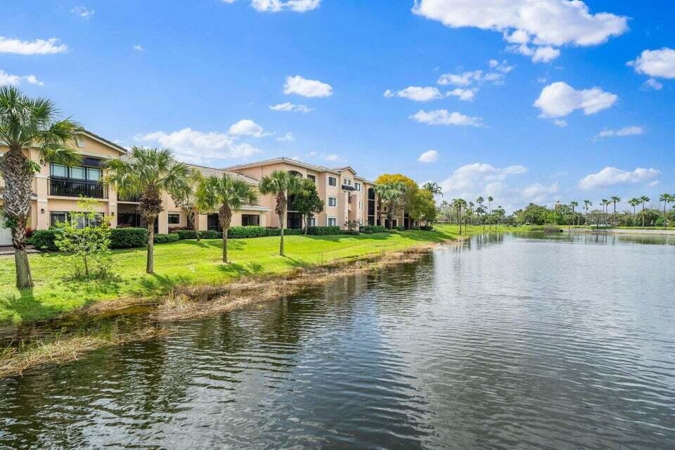 Foto principal - 2725 Anzio Ct