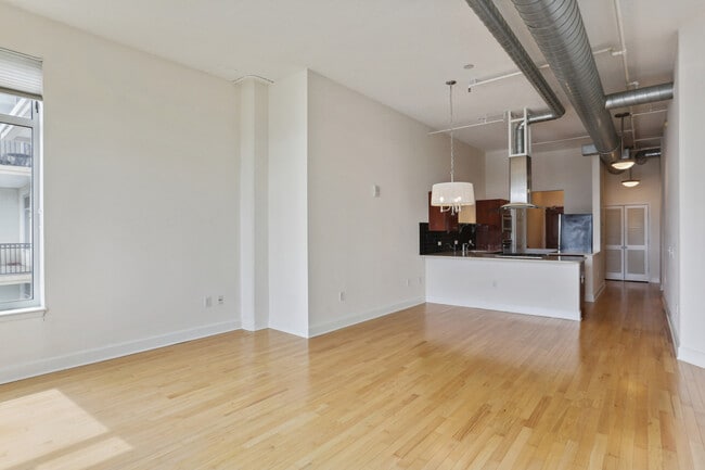 Photo - 3820 Roswell Rd NE Apartment