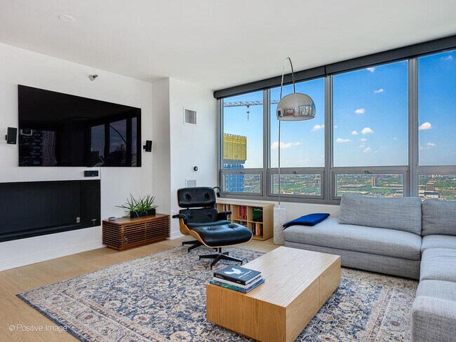Foto del edificio - 701 S Wells St