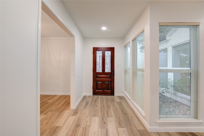 Foto del edificio - 10322 Lynbrook Hollow St