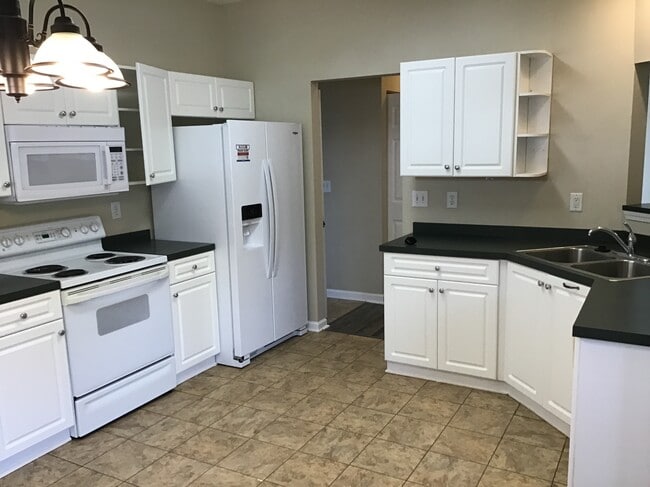 Building Photo - 300 Canvasback Way
