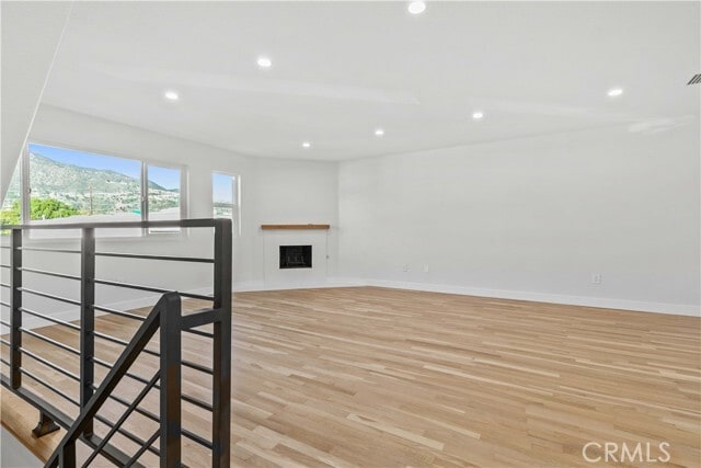 Foto del edificio - 552 Hahn Ave