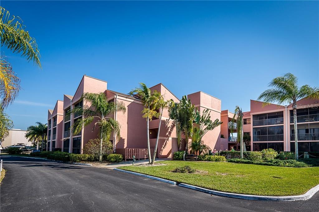 Primary Photo - 3160 Matecumbe Key Rd