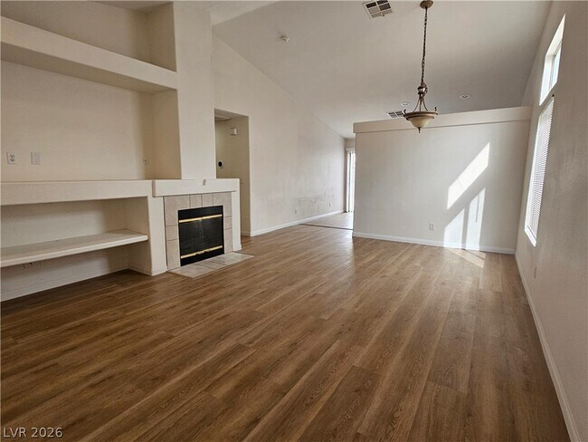 Foto del edificio - 6612 Woodsworth Ave