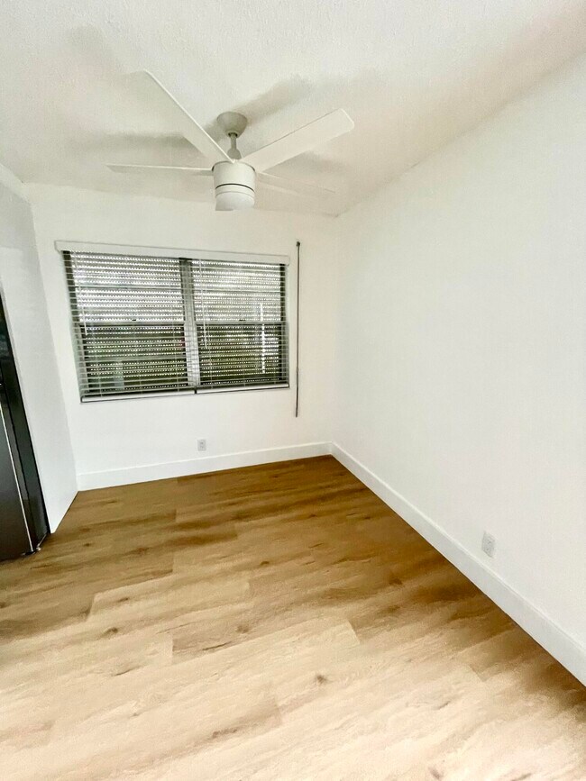 Building Photo - 34 Cambridge E