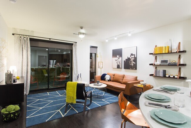 Building Photo - Trendy Studio Apartment: Your Urban Oasis ...